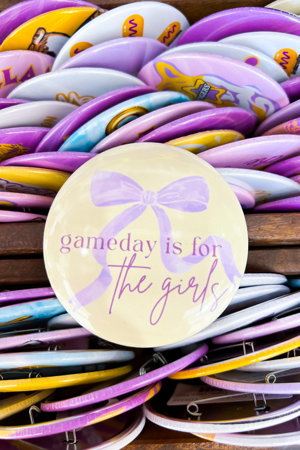 Bella Gameday Buttons